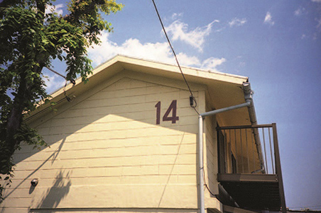 14号棟には傾斜屋根が採用されている。全20棟以上が建てられたが、そのほとんどが低層の分譲型住宅であった。