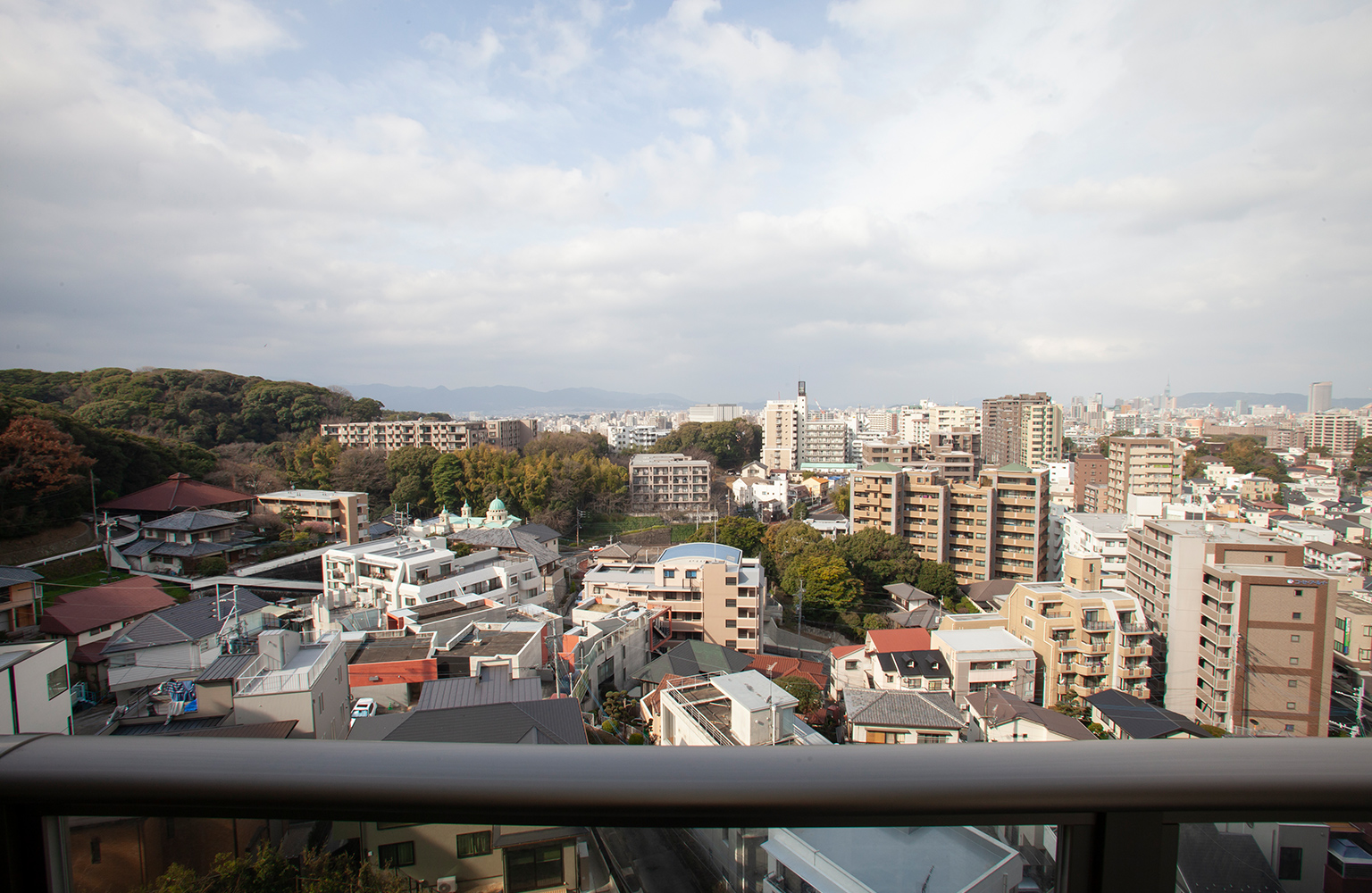 抜群の眺望はマンションならでは。福岡タワーやヤフオクドームまで見える