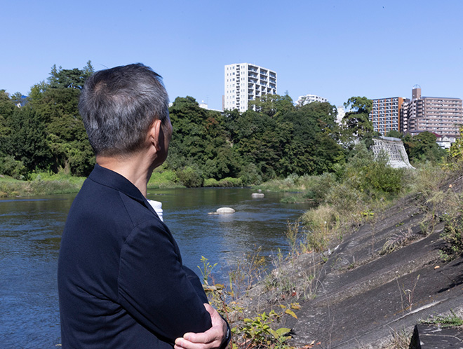 広瀬川のほとり