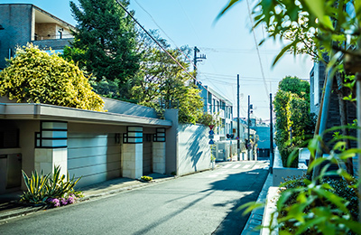 現地周辺の住宅街