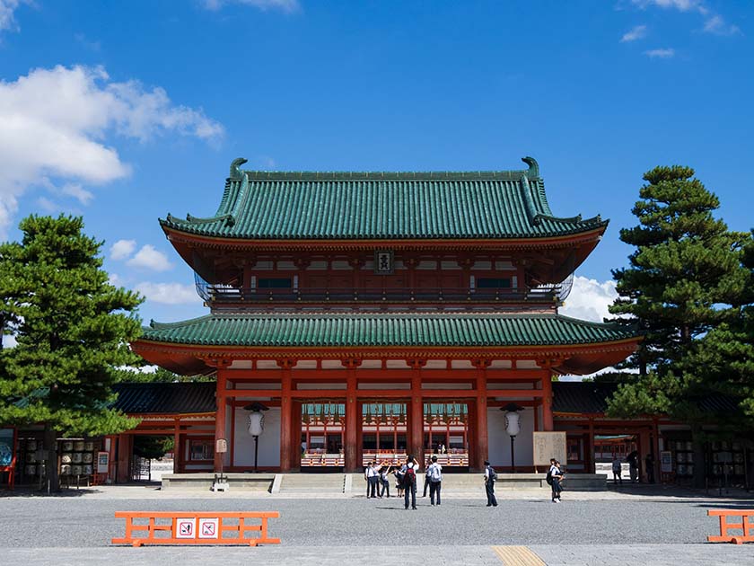 平安神宮 徒步11分(約860m)