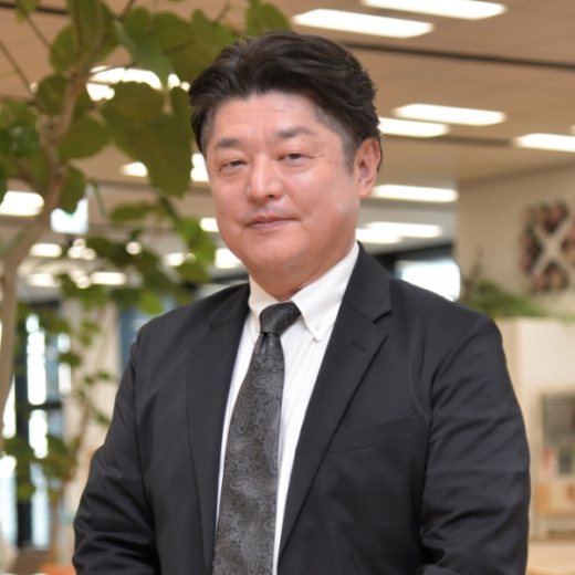Tsuyoshi Kobayashi photo