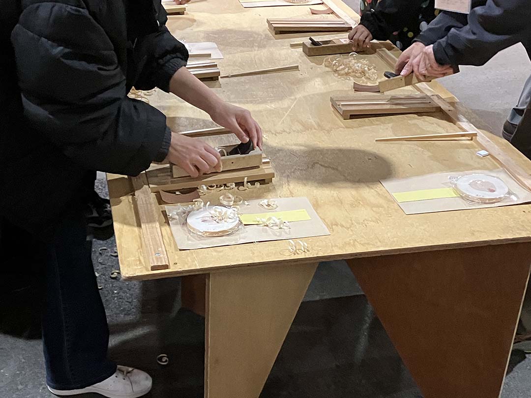 お箸づくりの様子