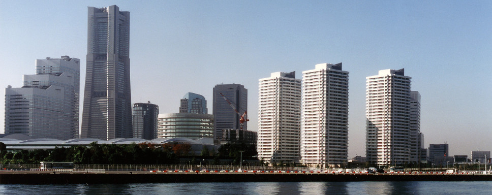 2003年(平成15年)10月「M.M.TOWERS」竣工