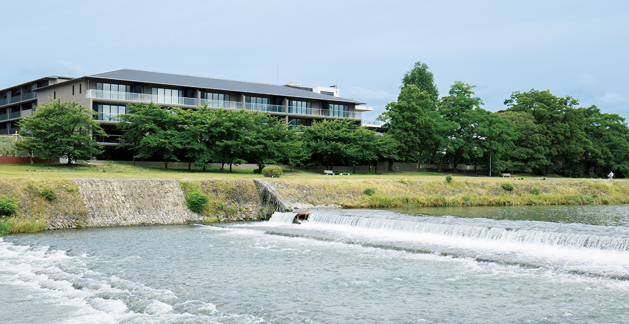 古都の美意識を昇華した、新たな普遍の住まい。