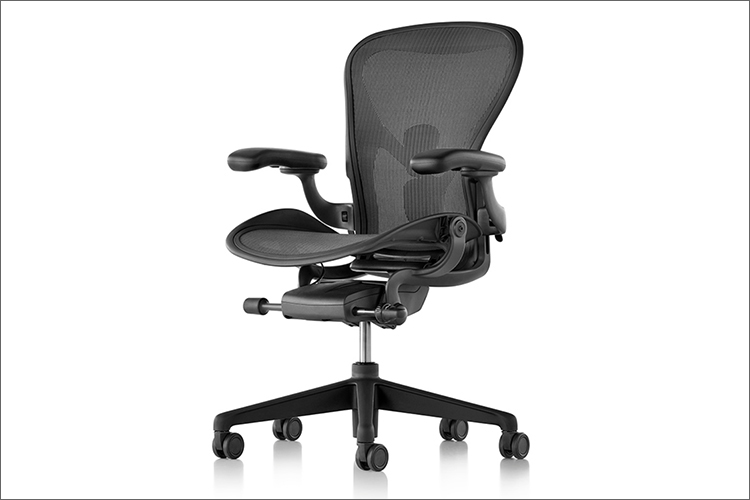 今必要だけれどいつまで使うかわからないものこそ、サブスクを利用したい／Hermanmiller Aeron Chair Remastered B