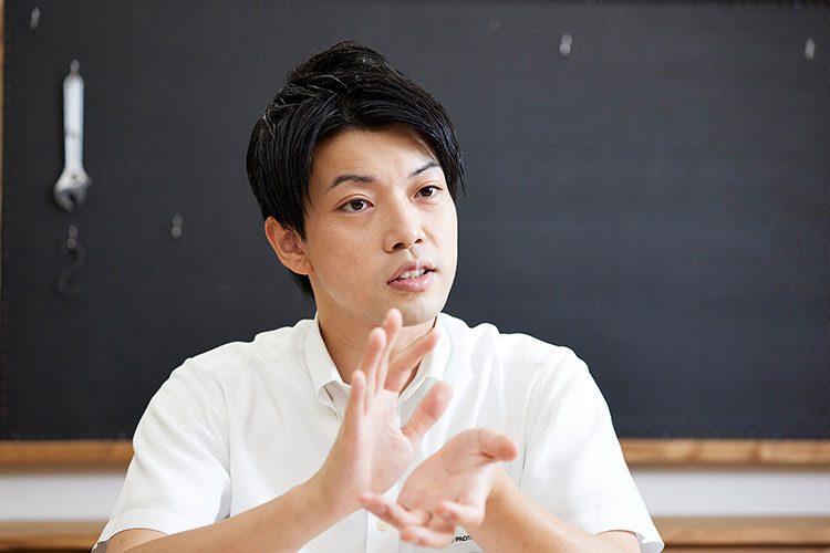 (株)プロトリーフ 清水さん