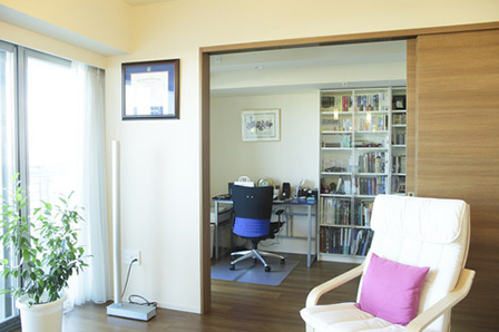 「将来リフォームするなら引き戸をガラス戸にしたい」と話すお二人