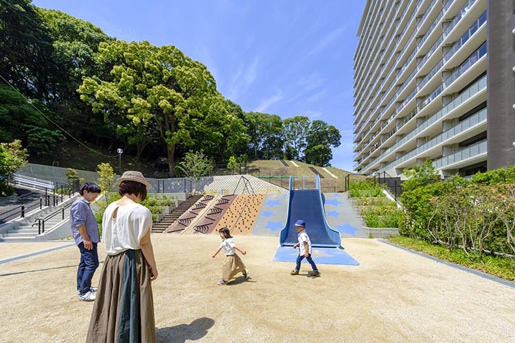 ⑫自然地形を利用した遊具は子供達を虜に(+16.7)