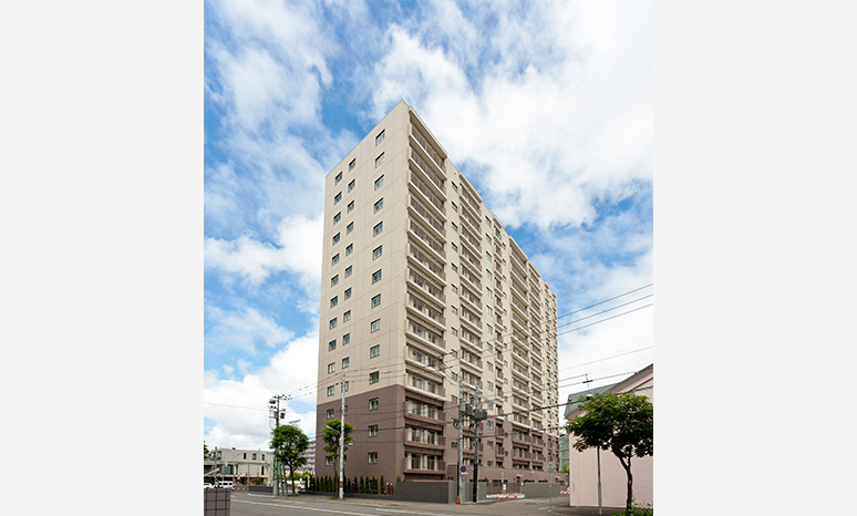 外観南東面