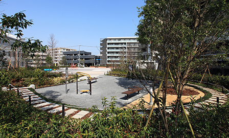 サークルガーデン(地域拠点広場)