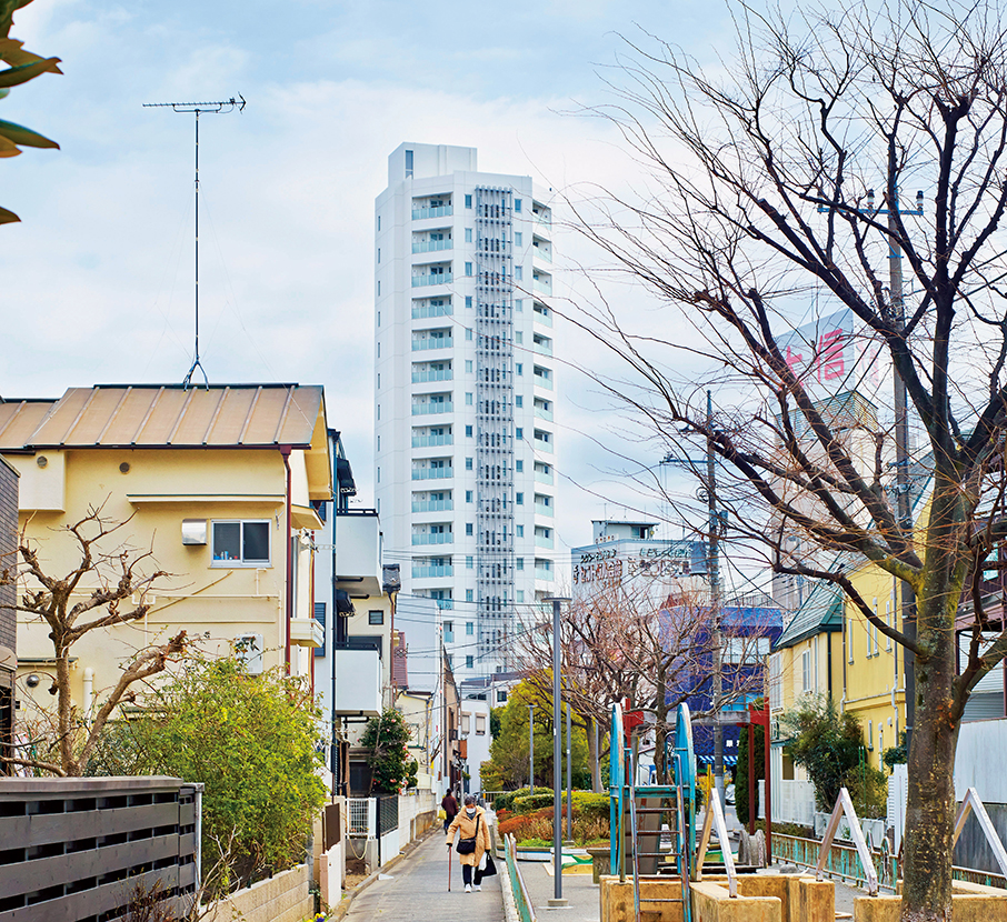 旗の台なか公園から望む『ザ・パークハウス 品川荏原町』