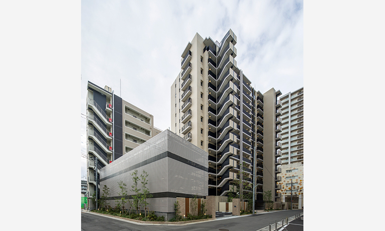 外観北東面全景