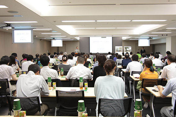 不動産市況の現状を学ぶ