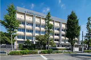 区立桐ケ丘中学校（徒歩15分／約1,190m）