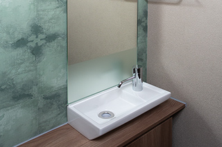 トイレ手洗いカウンター＆クリアミラー