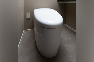 節水型タンクレストイレ