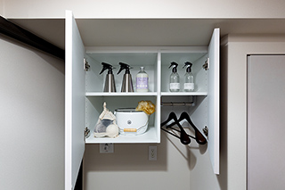 洗濯機上部吊戸棚