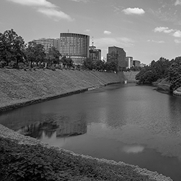 桜田濠（徒歩12分／約950m）
