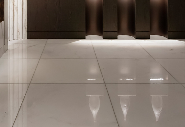 玄関床（天然石）