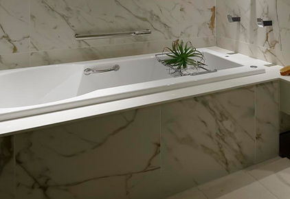 高断熱アクリル製浴槽