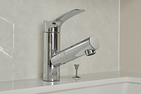 引出式シングルレバー混合水栓