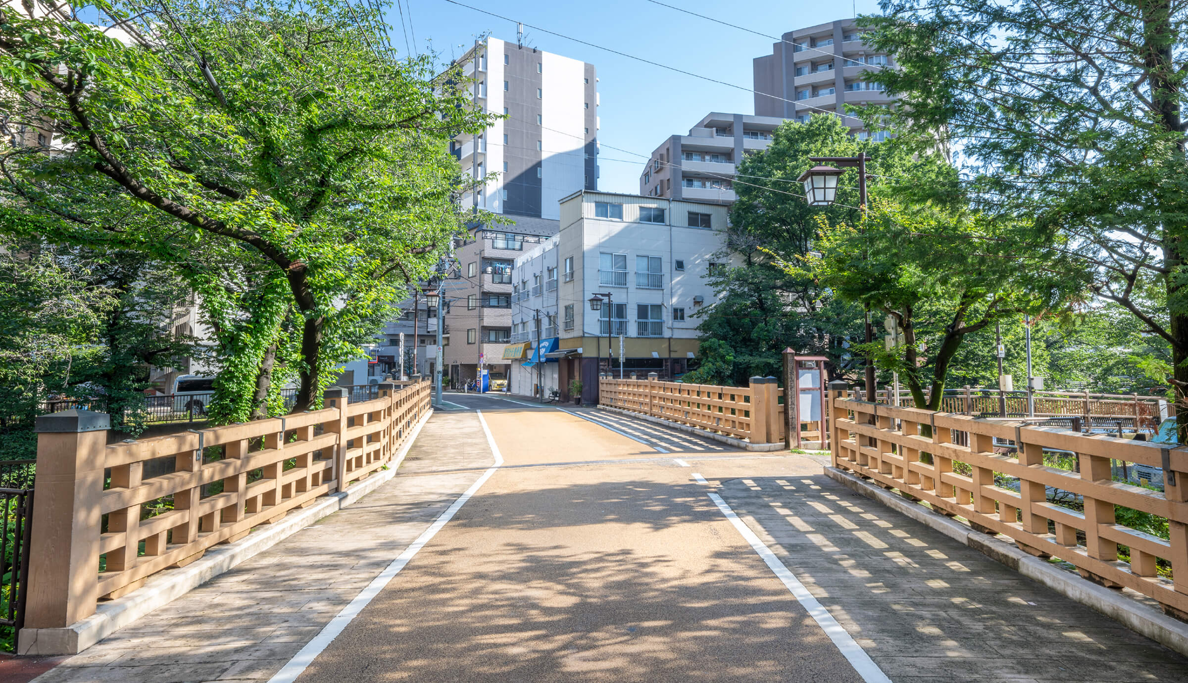 板橋(徒歩2分／約100m)