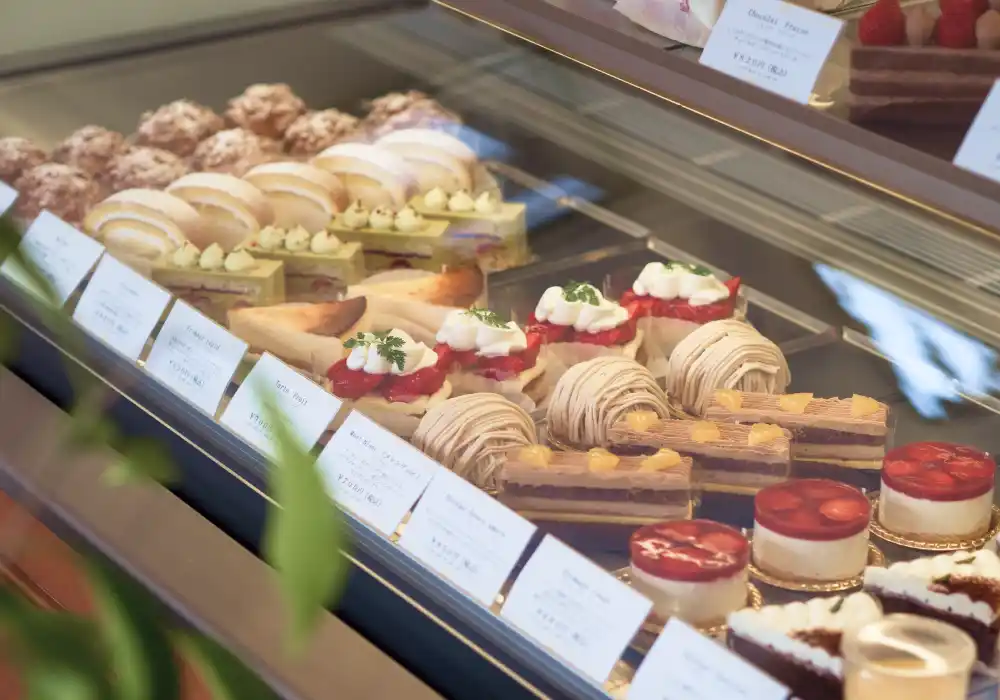 パティスリー アキュイール（徒歩6分／約470m）