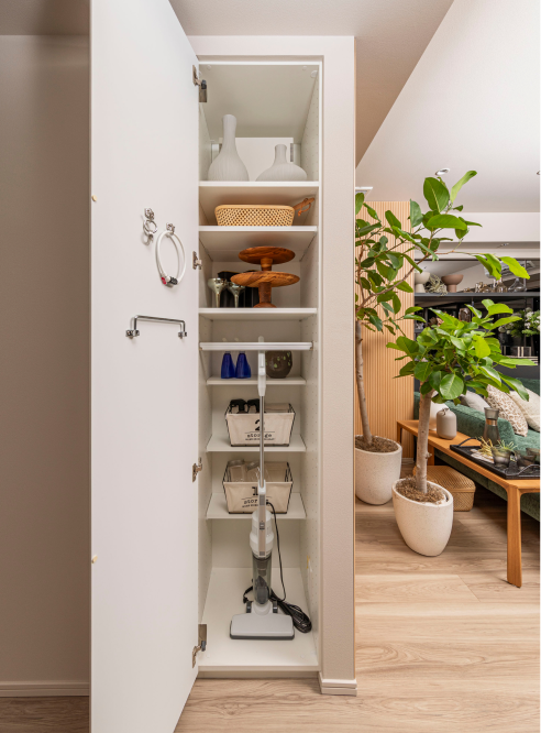 EYE'S PLUS MULTI STORAGE