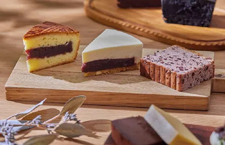 ancolo cafeのケーキが並んだ写真