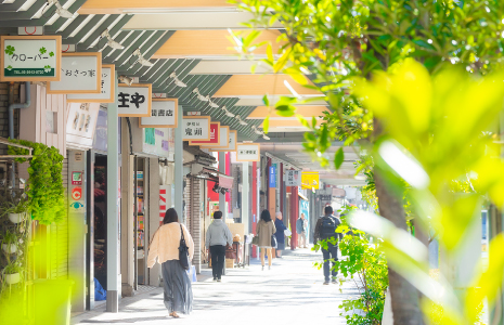 深川仲町通り商店街(徒歩7分・約550m)
