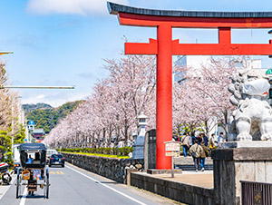 「鎌倉」駅