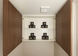 トイレ吊戸棚