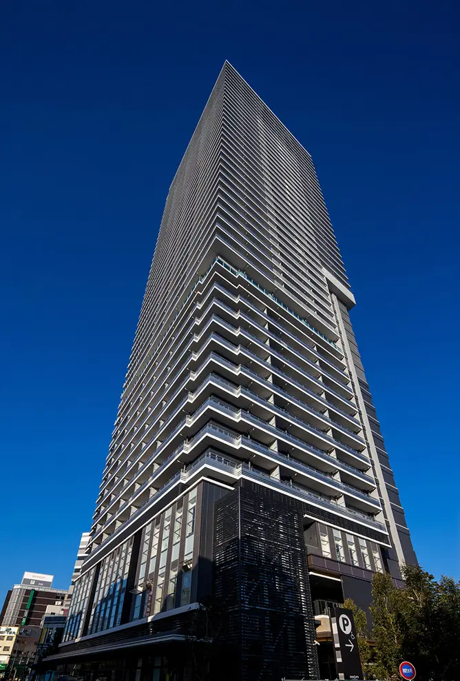 グランクロスタワー広島（広島県広島市南区／総戸数356戸／2017年竣工）