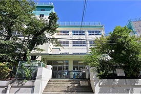 区立代々木中学校