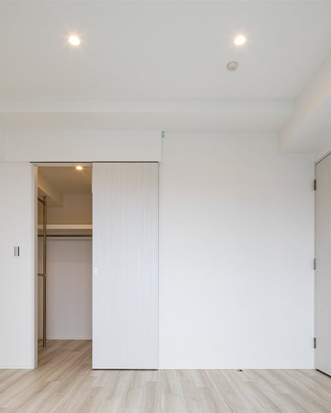 ダウンライト標準装備