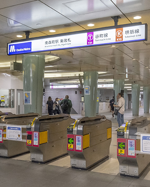 Osaka Metro堺筋線・谷町線「南森町」駅 徒歩10分
