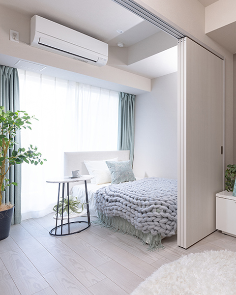 明るく採光性の高い室内空間