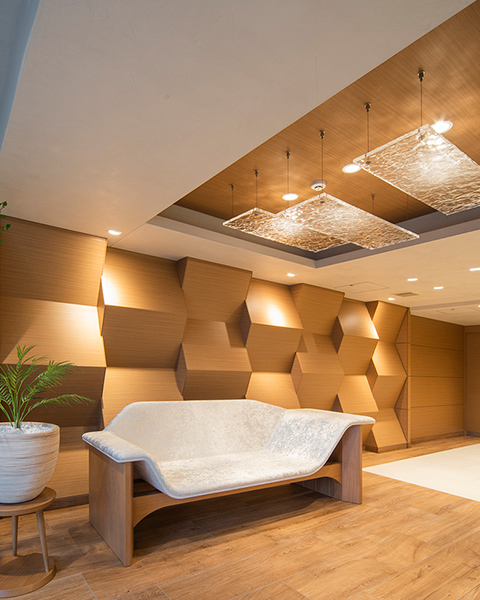 洗練されたエントランスホール