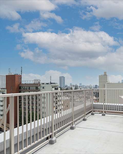 ルーフバルコニー