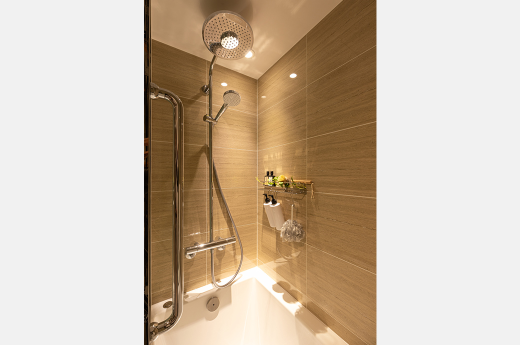 Roomot BathMor
