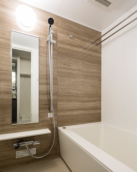 浴室乾燥機付き浴室