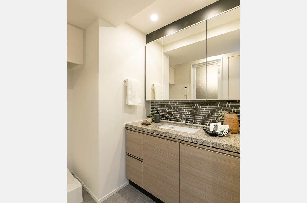 Powder room