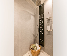 シャワーブース