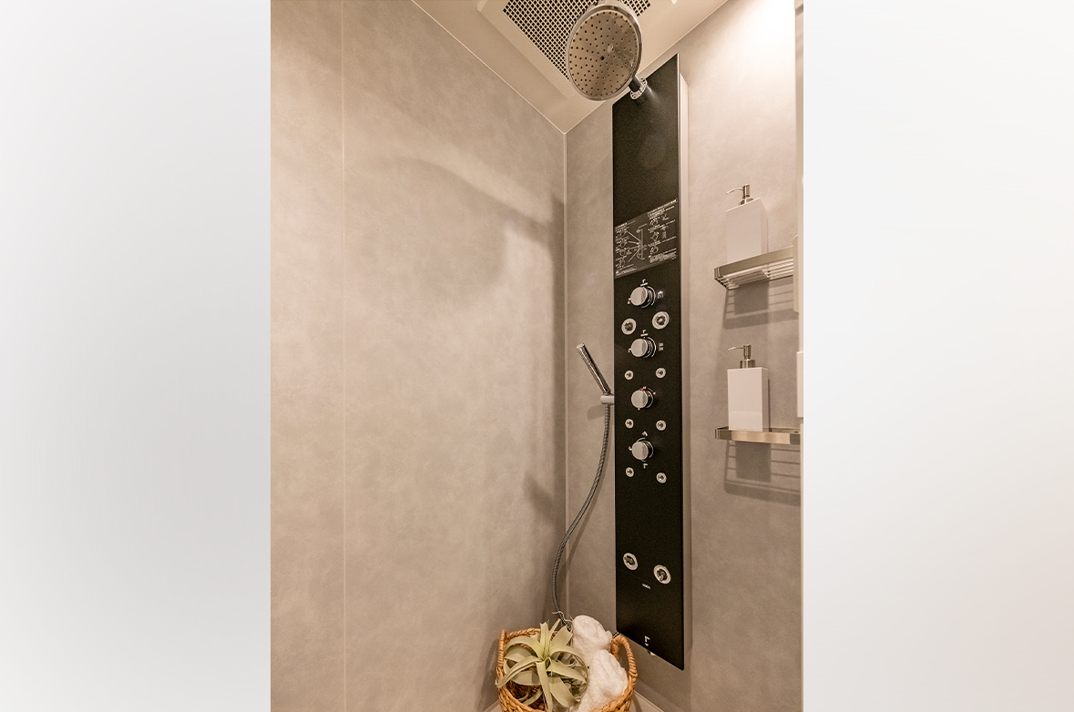 シャワーブース