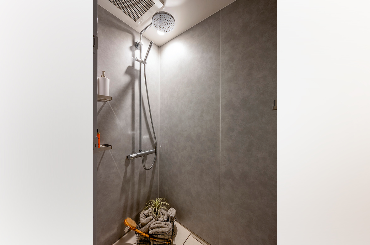 シャワーブース