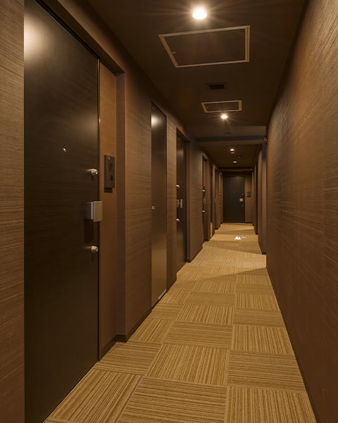 ホテルライクな内廊下