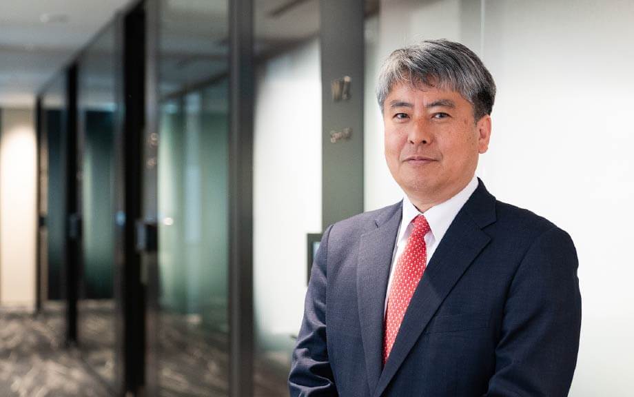 岡本 郁雄氏